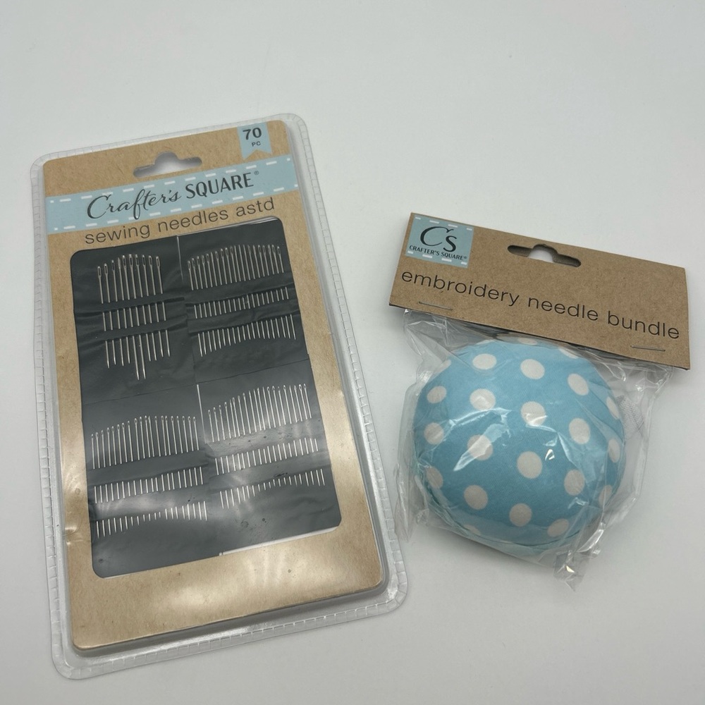 Assorted sewing Needles, Self Threading Needles, 70 pieces & Blue Pin Cushion